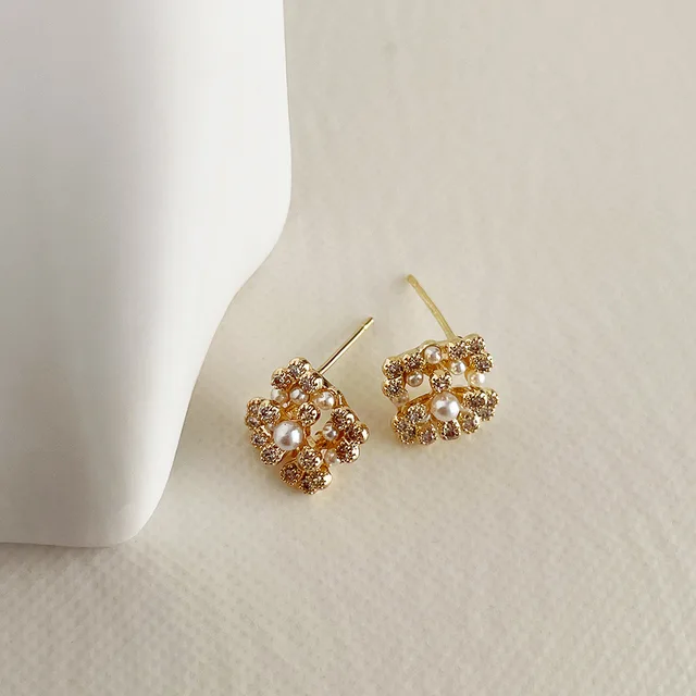 Gold Cluster Ear Studs