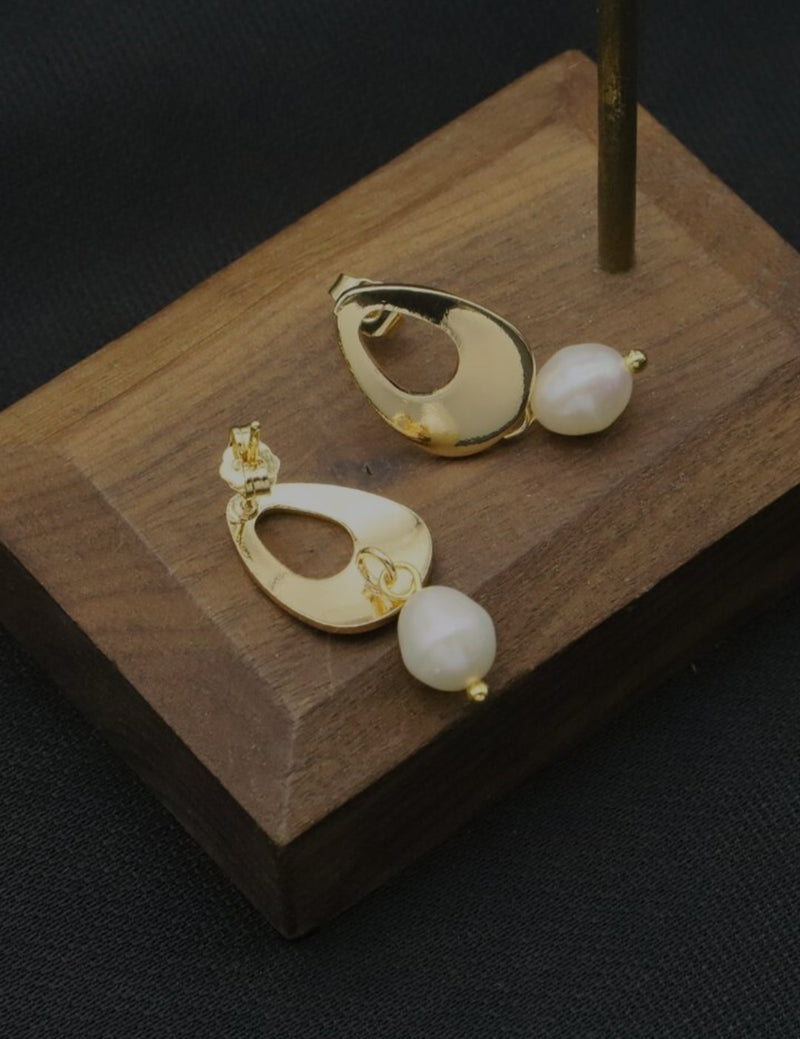 Geometric Pearl Earrings