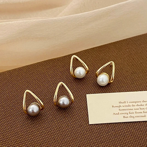 Waterdrop Pearl Earrings